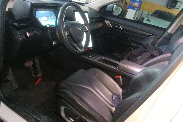 小鹏G3 2022款 G3i 460G+中控内饰19