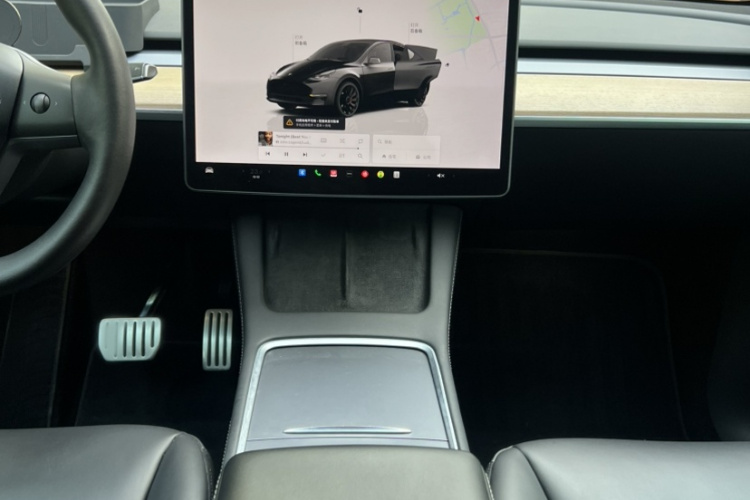特斯拉 Model Y 2021款 Performance高性能全轮驱动版中控内饰7003