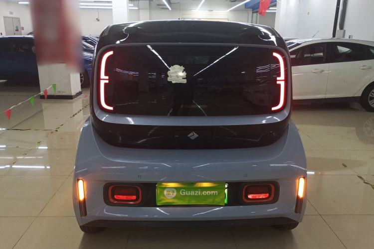 宝骏KiWi EV 2021款 艺术家 三元锂车身外观6