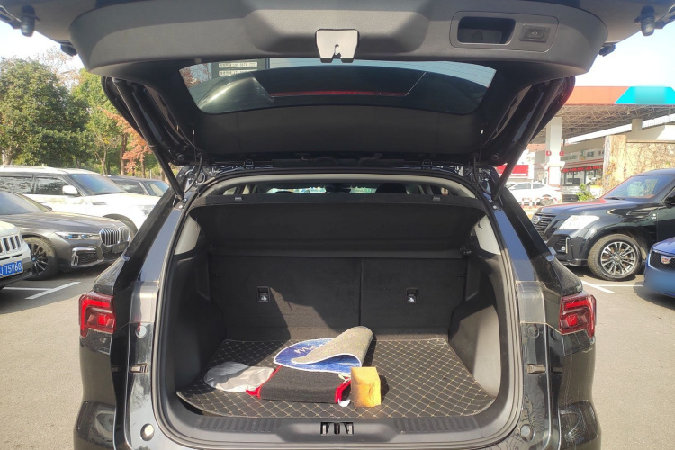 福特 领睿 2023款 EcoBoost 170 畅领型机舱底盘23