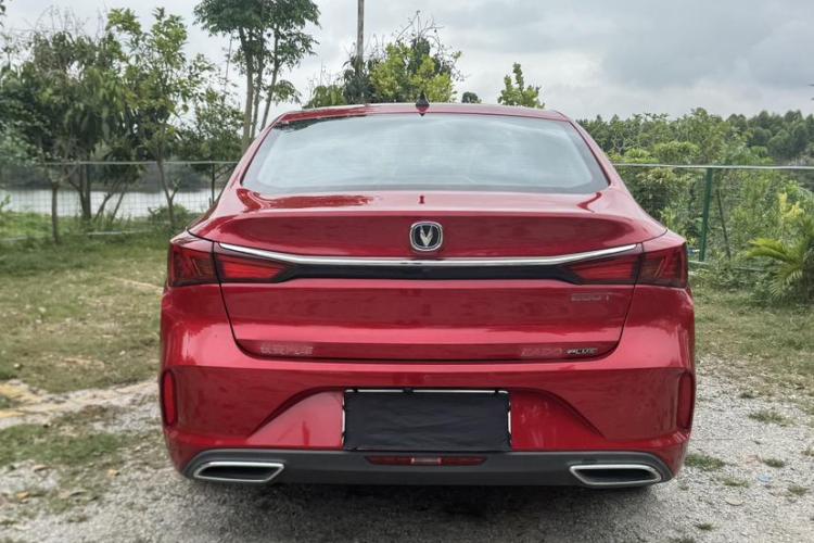 长安 逸动 2021款 PLUS 蓝鲸NE 1.4T GDI DCT旗舰型车身外观6006