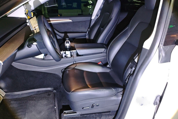 特斯拉 Model Y 2021款 Performance高性能全轮驱动版局部细节19