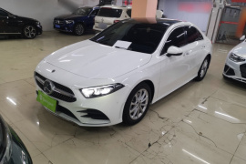 奔驰A级 2022款 改款 A 200 L 运动轿车时尚型