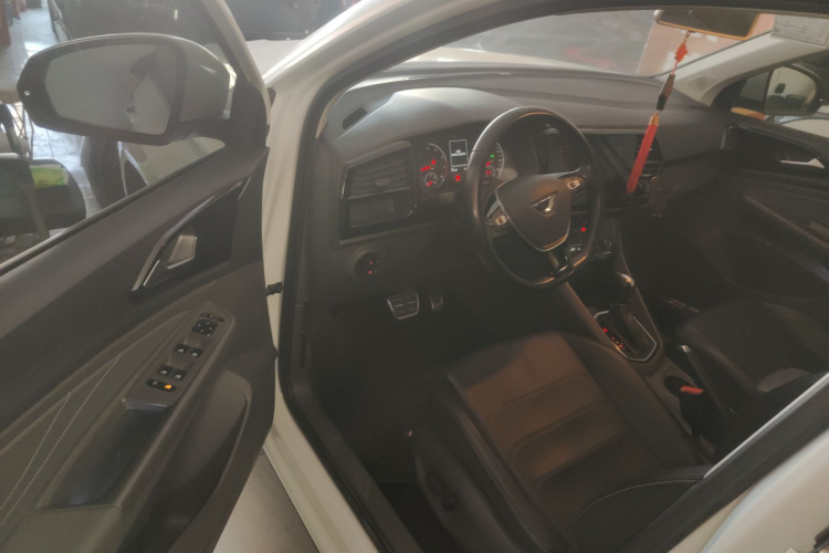 捷达VS5 2019款 280TSI 自动荣耀型中控内饰7003