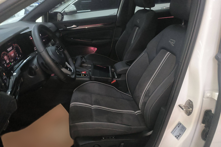 大众 高尔夫 2023款 改款 280TSI DSG R-Line Lite局部细节19