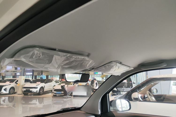 五菱汽车 宏光MINIEV 2024款 第三代 215km 青春版中控内饰22