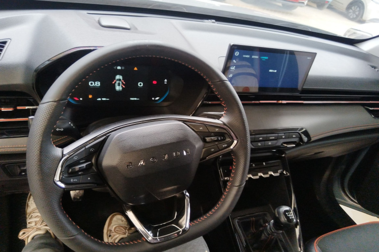 宝骏RS-3 2020款 1.5L 手动智能豪华型中控内饰12