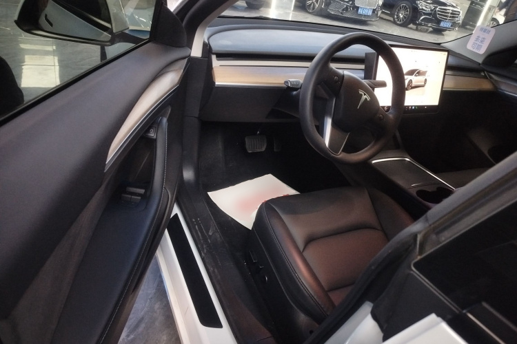 特斯拉 Model 3 2022款 后轮驱动版中控内饰7003