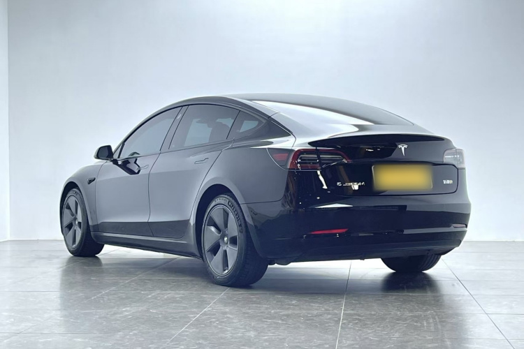 特斯拉 Model 3 2022款 后轮驱动版车身外观6003