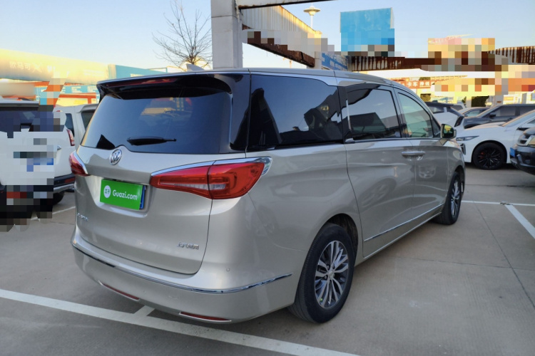 别克GL8 2017款 ES 28T 豪华型 国V车身外观7