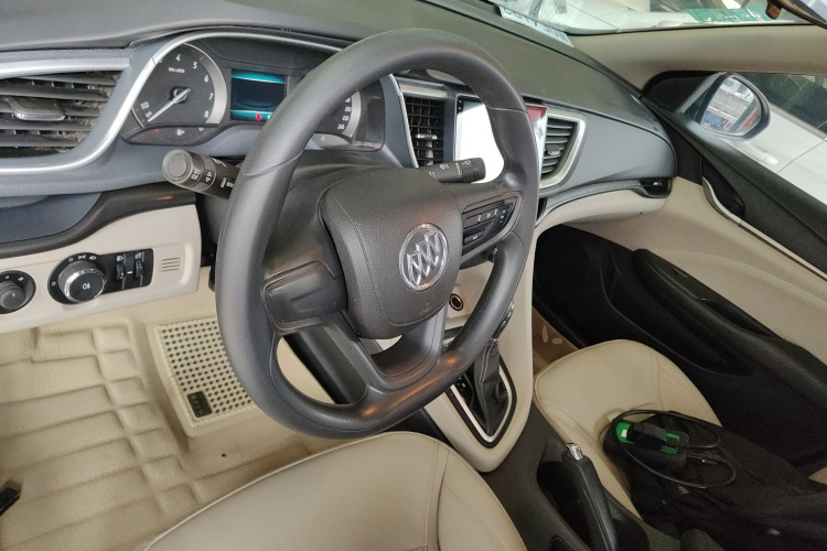 别克 英朗 2016款 15N 自动精英型局部细节13