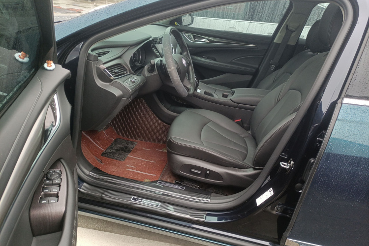 别克 君越 2022款 652T 豪华型局部细节19