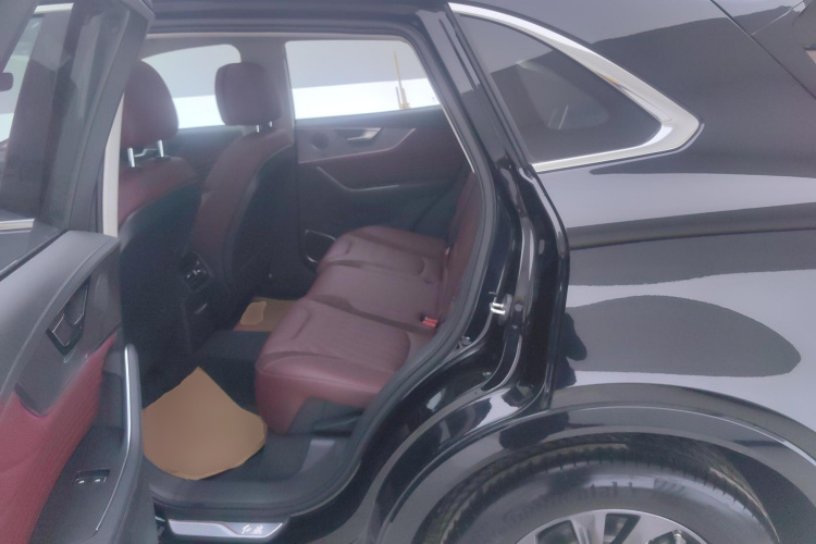 红旗HS5 2023款 2.0T 旗享Pro版中控内饰21