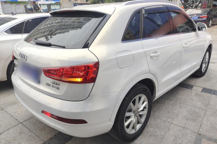 奥迪Q3 2015款 35 TFSI 进取型车身外观7
