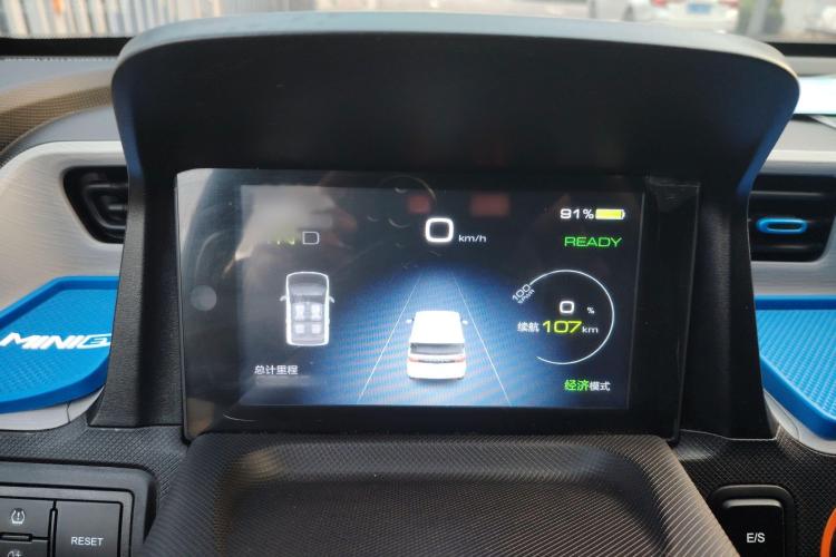 五菱汽车 宏光MINIEV 2020款 自在款 三元锂局部细节14