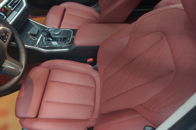 宝马3系 2022款 325Li M运动套装局部细节19