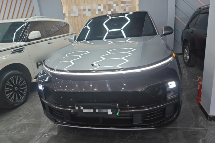 理想汽车 理想L9 2022款 Max车身外观2