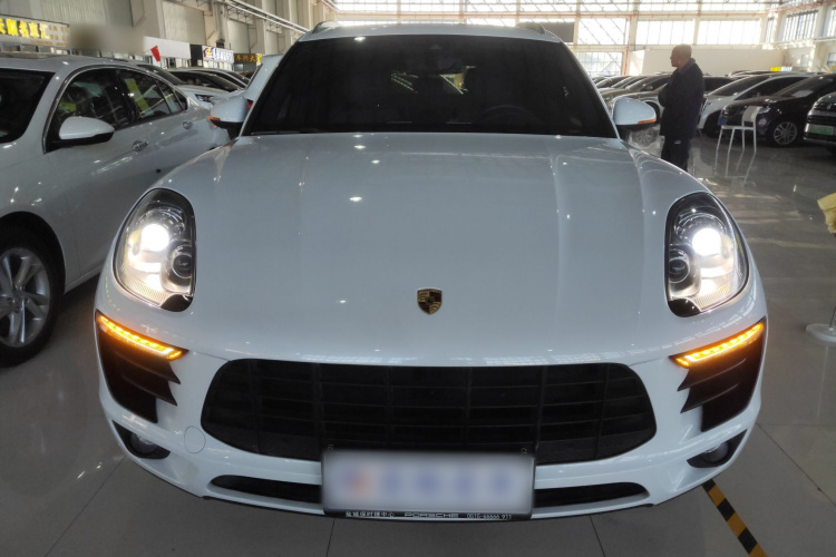 保时捷 2017款  Macan 2.0T车身外观2