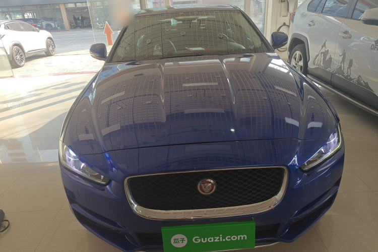 捷豹XEL 2018款 2.0T 250PS 尊享版车身外观2