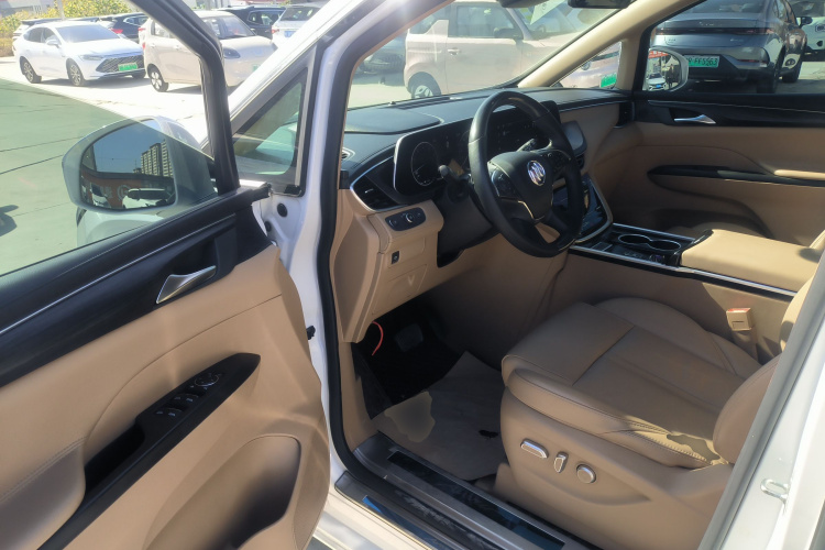 别克GL8 2021款 ES陆尊 653T 尊享型中控内饰20