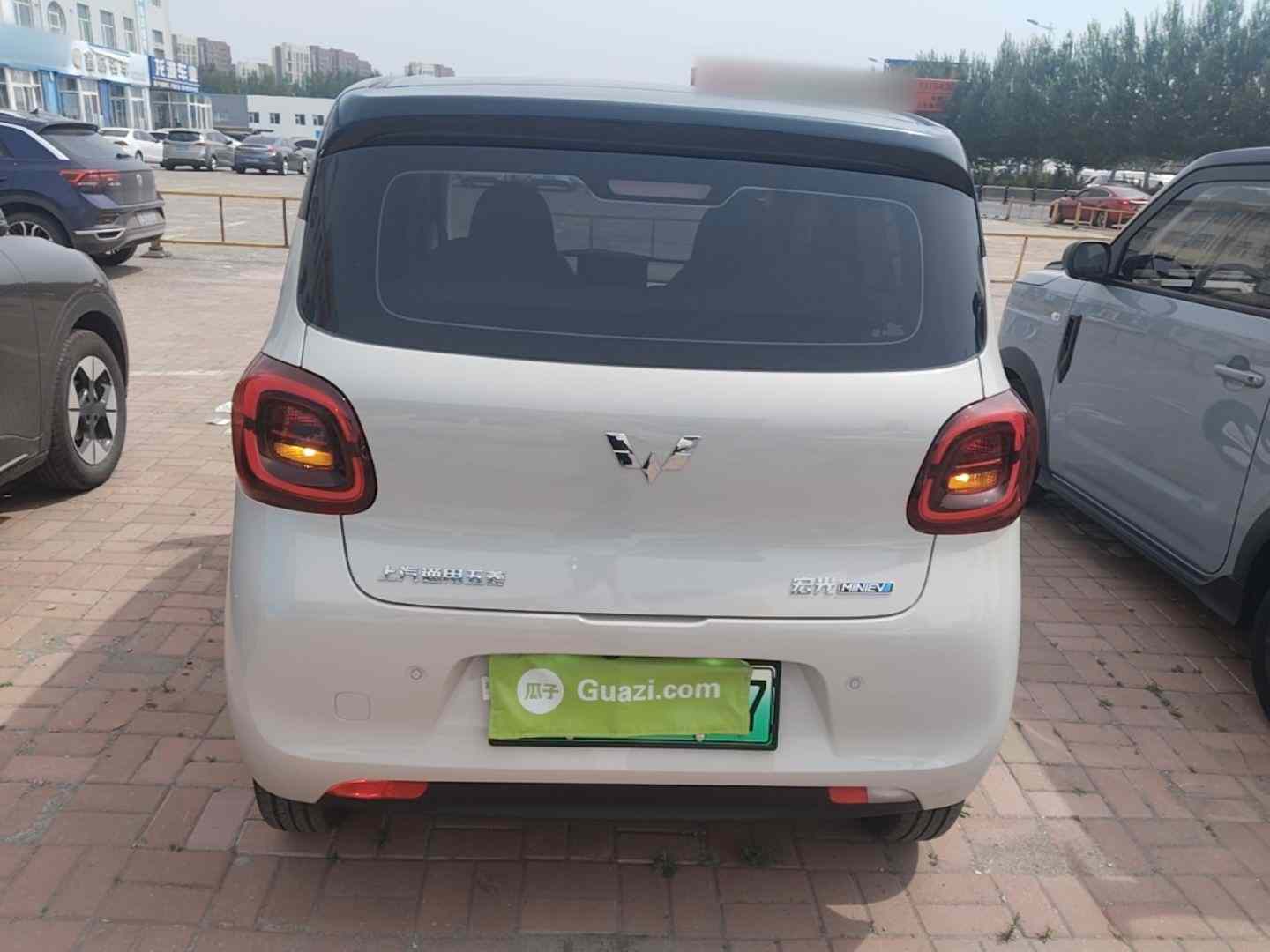 五菱汽车 宏光MINIEV 2025款 第四代 四门版 臻享+款(4)