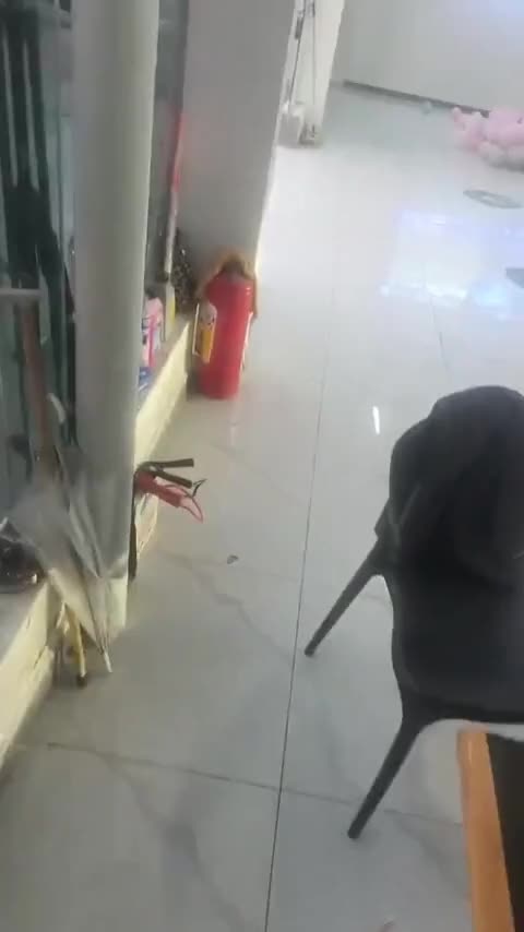 鸿蒙智行 智界R7 2025款 增程 251km Max讲解1