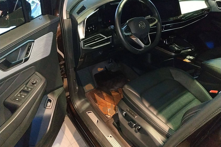 大众 揽境 2021款 380TSI 四驱豪华佳境版Pro中控内饰7003