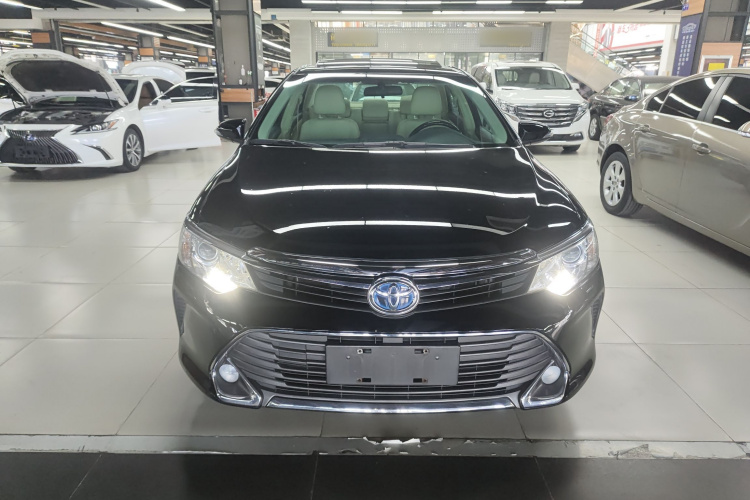 丰田 凯美瑞 2015款 双擎 2.5HG 豪华导航版车身外观2