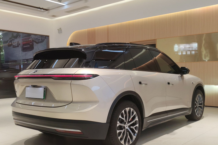 蔚来ES6 2023款 75kWh车身外观6004