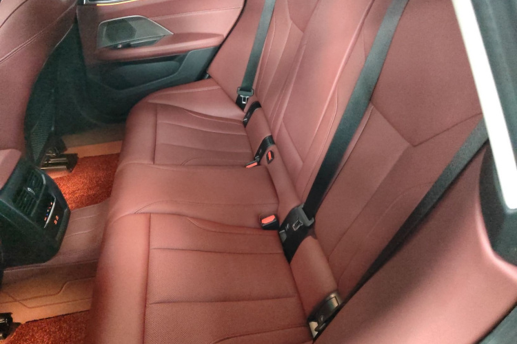 宝马4系 2022款 425i Gran Coupe M运动套装中控内饰21