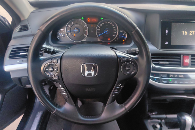 本田 歌诗图 2016款 2.4L 豪华版局部细节13