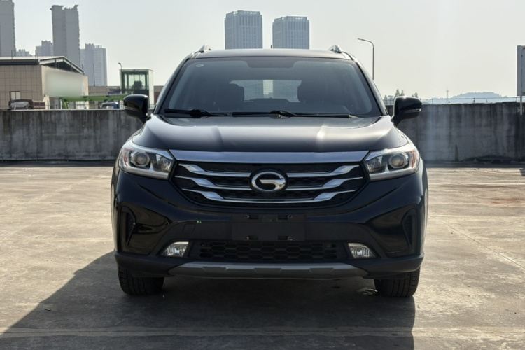 广汽传祺 传祺GS4 2018款 235T 手动两驱精英版车身外观6005