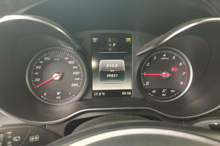 奔驰GLC 2019款 GLC 260 L 4MATIC 豪华型局部细节14