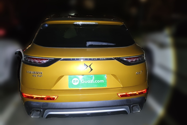 DS 7 2018款 45THP 里沃利先锋版车身外观6004
