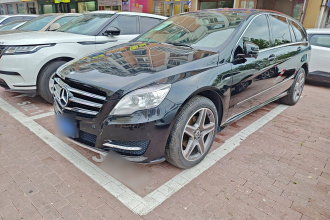 奔驰R级 2017款 R 320 4MATIC 商务型臻藏版