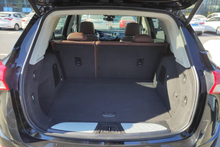 别克 昂科威 2019款 20T 两驱豪华型 国V机舱底盘23