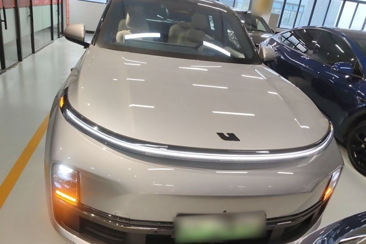 理想汽车 理想L8 2023款 Pro车身外观6001