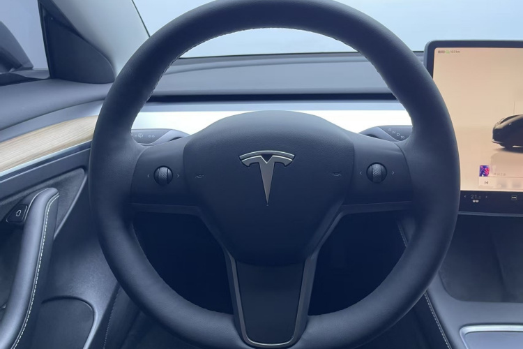 特斯拉 Model 3 2022款 后轮驱动版局部细节13