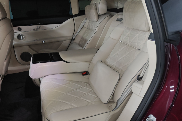 鸿蒙智行 享界S9 2024款 纯电 Ultra 四驱旗舰版中控内饰21