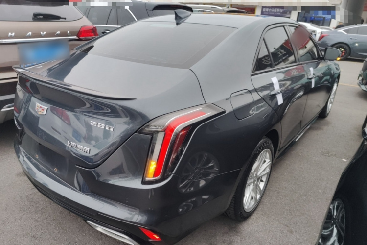 凯迪拉克CT4 2021款 28T 风尚型车身外观7