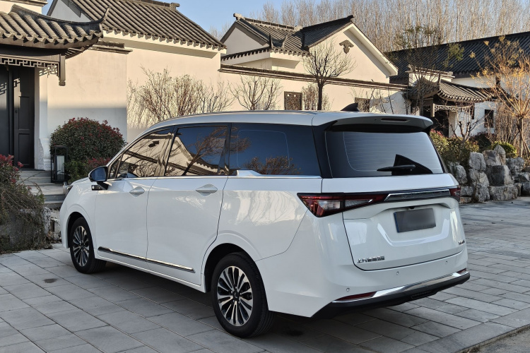 五菱汽车 五菱佳辰 2022款 1.5T CVT尊享旗舰型车身外观6003