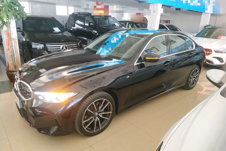 宝马3系 2023款 325Li M运动套装车身外观4