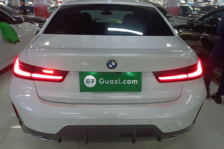 宝马3系 2024款 325Li M运动套装车身外观6