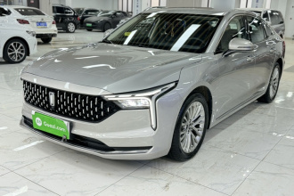 奔腾B70 2023款 第三代 1.5T 自动悦享型70周年纪念版