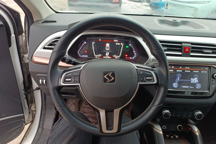 思皓E20X 2020款 不凡版中控内饰13