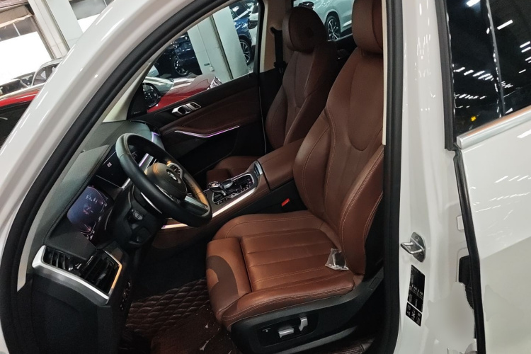 宝马X5(进口) 2020款 xDrive40i M运动套装中控内饰19