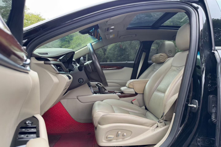 凯迪拉克XTS 2016款 28T 精英型中控内饰7001