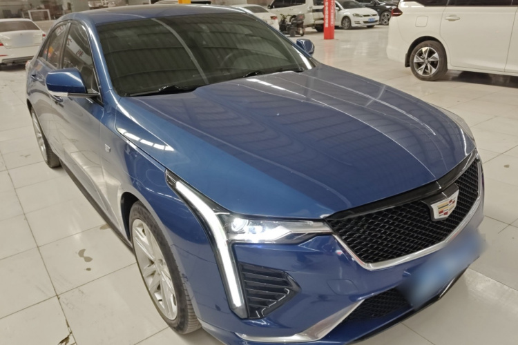 凯迪拉克CT4 2020款 28T 时尚型车身外观3