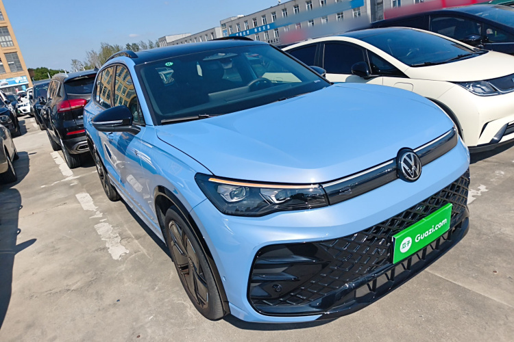 大众 途观L 2024款 PRO 380TSI 四驱R-Line智尊版车身外观6002