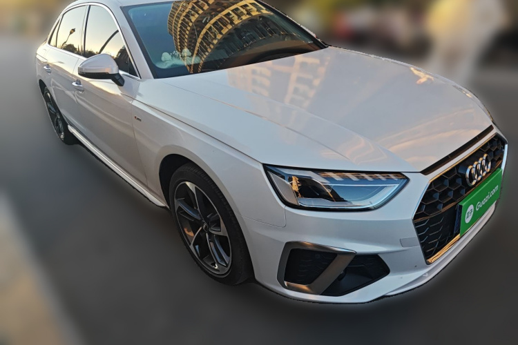 奥迪A4L 2022款 40 TFSI 时尚动感型车身外观3